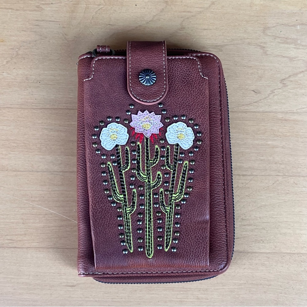 Brown Wallet with Floral Embroidery